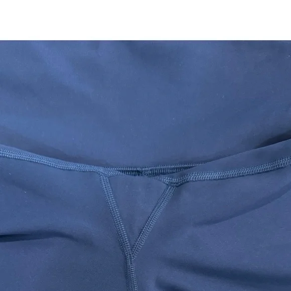 LULULEMON Wunder Train High Rise Bike‎ Shorts size 6 inseam 6" True Navy - Picture 6 of 7